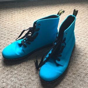 Turquoise Doc Martens Air Wait
